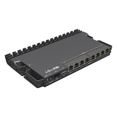 Router / 8 Puertos PoE In/Out / 2.5GbE / 10G SFP+ / 1U Rack / 130W PoE Total