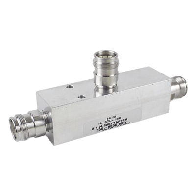 Separador RF / 6 dB Tap 4:1 / 350-5930 MHz / 500 W Promedio / PIM -161 dBc / Conectores 4.3-10 Hembra / IP67 / 380 g
