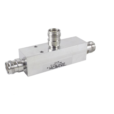 Separador de Potencia / 15 dB (30:1) / 350-5930 MHz / 500W Promedio / PIM -161 dBc / Conectores 4.3-10 IP67 / 380 g