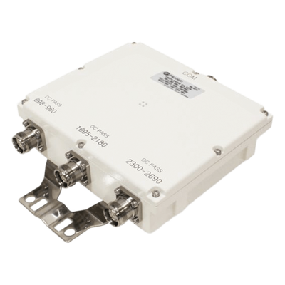 Triplexor / 3 Canales / 250W / -161 dBc PIM / 4.3-10 IP67 / LTE-700+SMR 800+GSM-850 / PCS+AWS+WCS+BRS