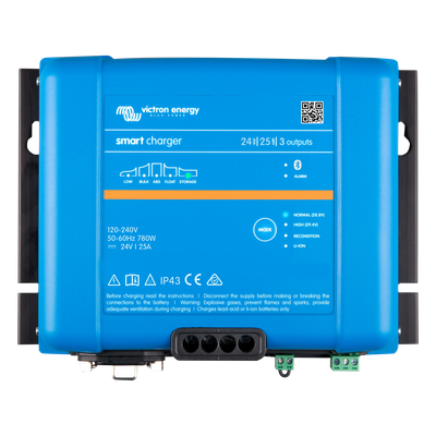 Cargador de Baterías / 24V 25A / 3 Salidas Independientes / IP43 / Carga 6 Etapas / Plomo y Litio